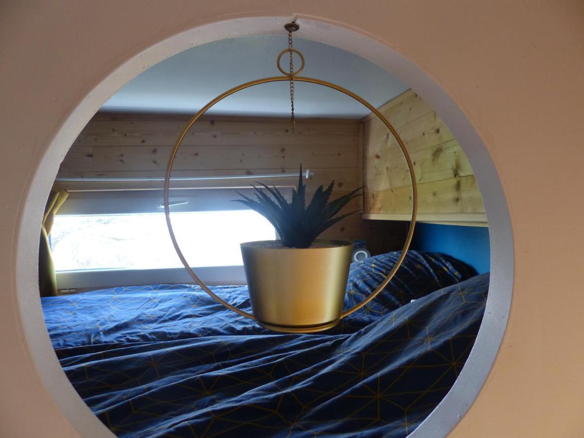 דירות Panissieres Mon Ptit Nid House Tiny House מראה חיצוני תמונה