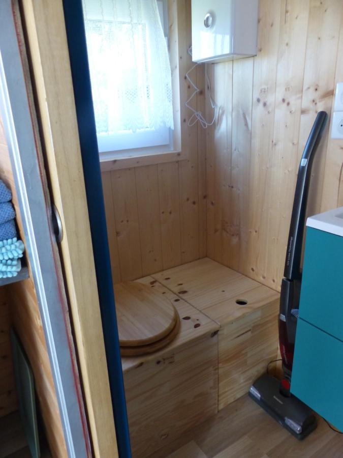 דירות Panissieres Mon Ptit Nid House Tiny House מראה חיצוני תמונה